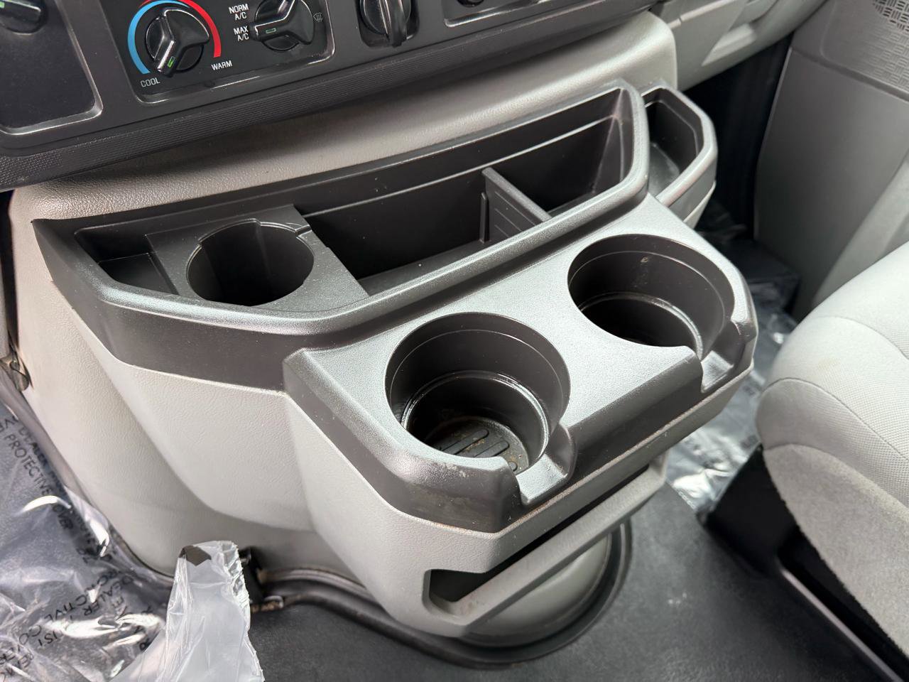 Used 2019 Ford E-350 and Econoline 350 Super Duty w/ Power Windows & Locks Group image 18