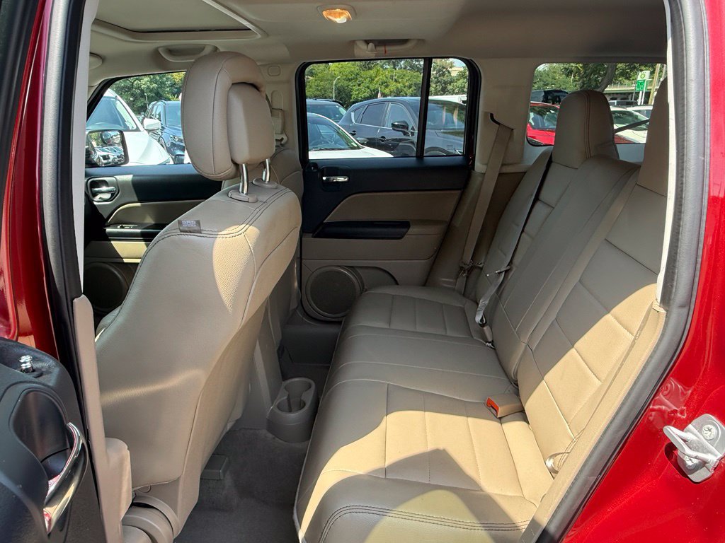 Used 2016 Jeep Patriot High Altitude AWD/4WD image 24