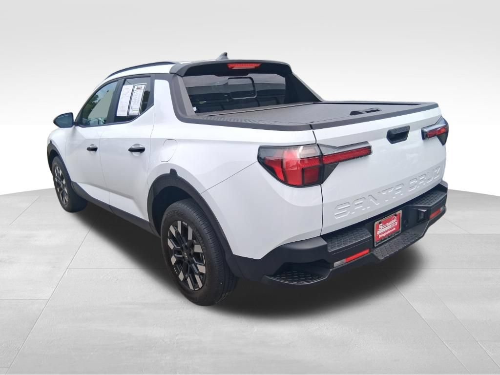 Used 2025 Hyundai Santa Cruz SEL FWD image 15