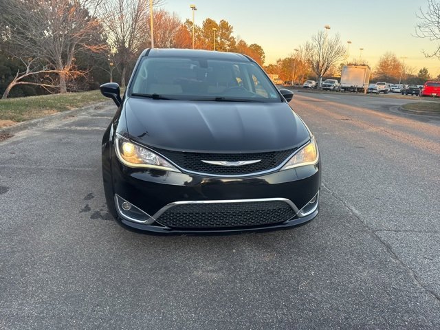 Used 2018 Chrysler Pacifica Touring Plus image 8
