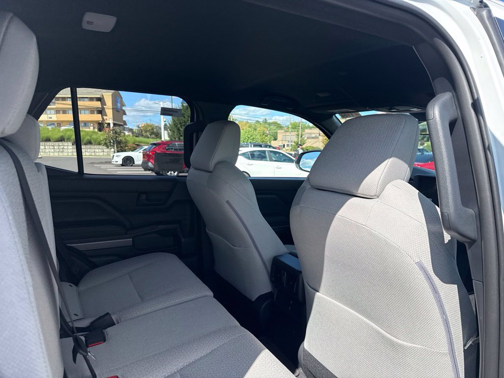 New 2026 Toyota 4Runner SR5 AWD/4WD image 8