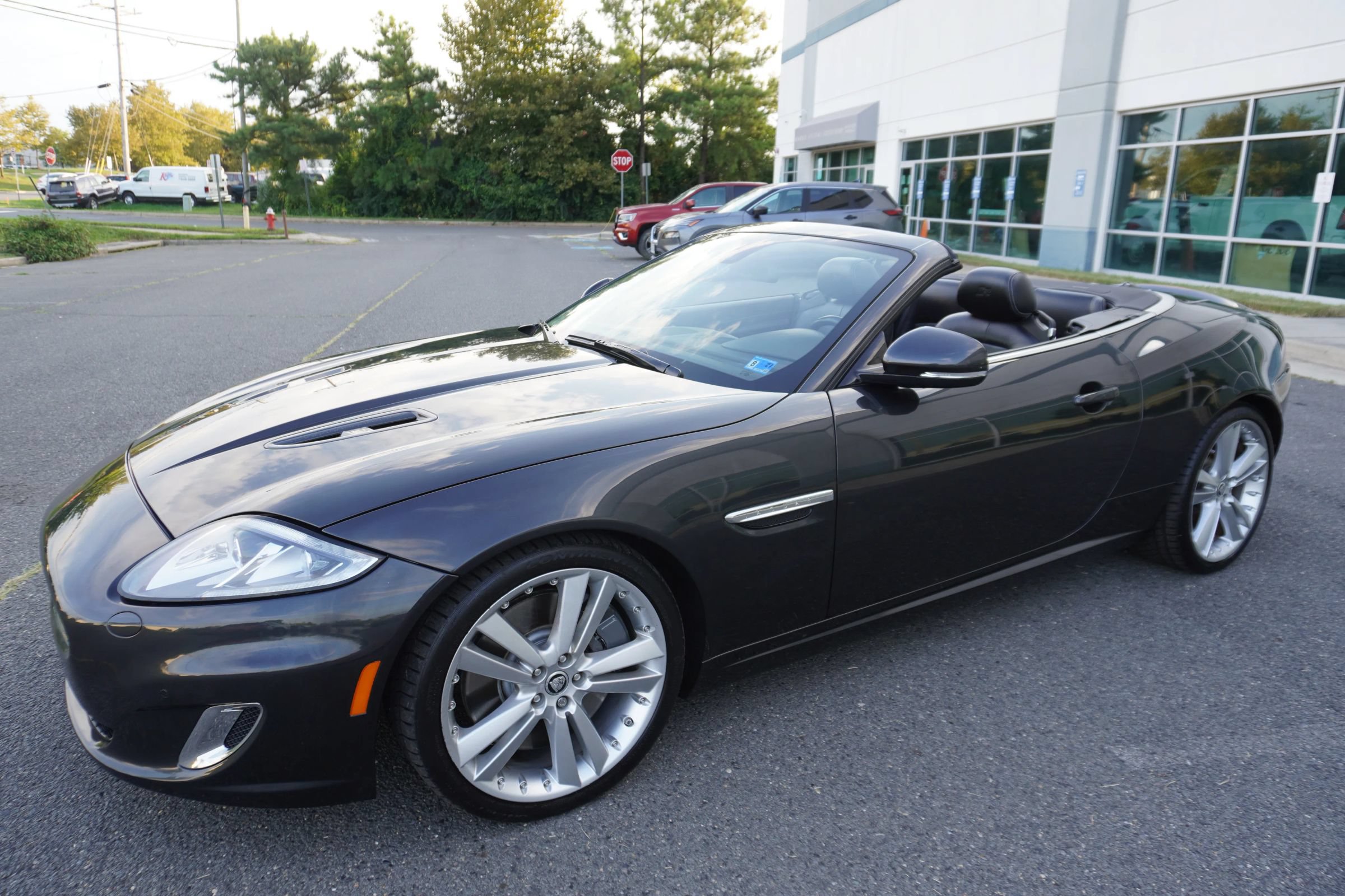 Used 2012 Jaguar XKR R RWD image 23