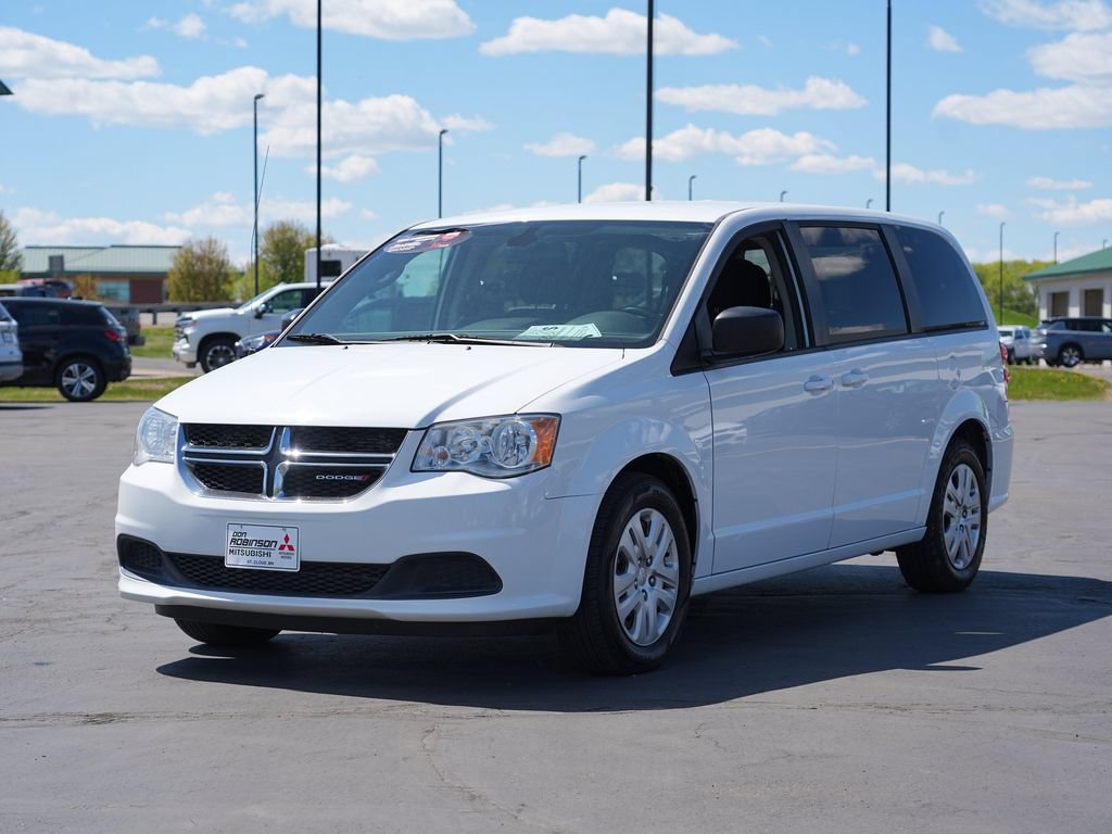 Used 2018 Dodge Grand Caravan SE w/ UConnect Hands-Free Group FWD image 7