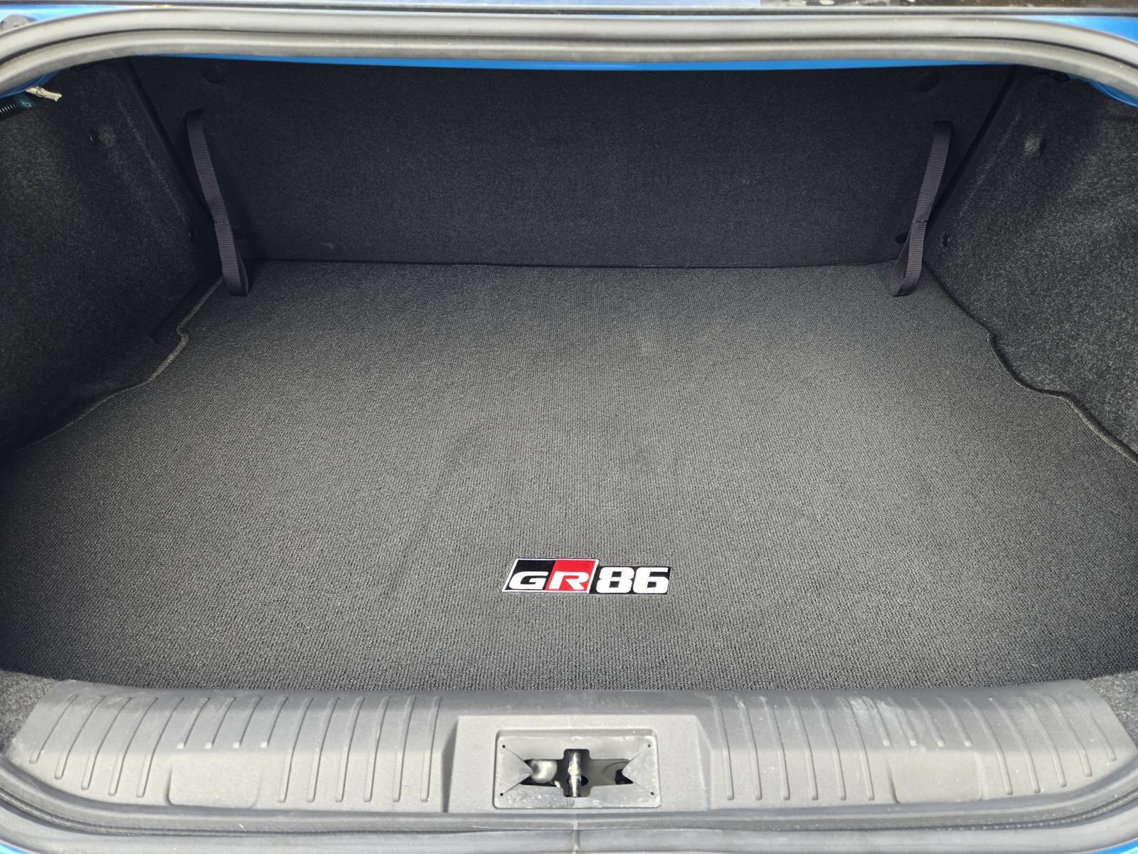 Used 2024 Toyota GR86 RWD image 34