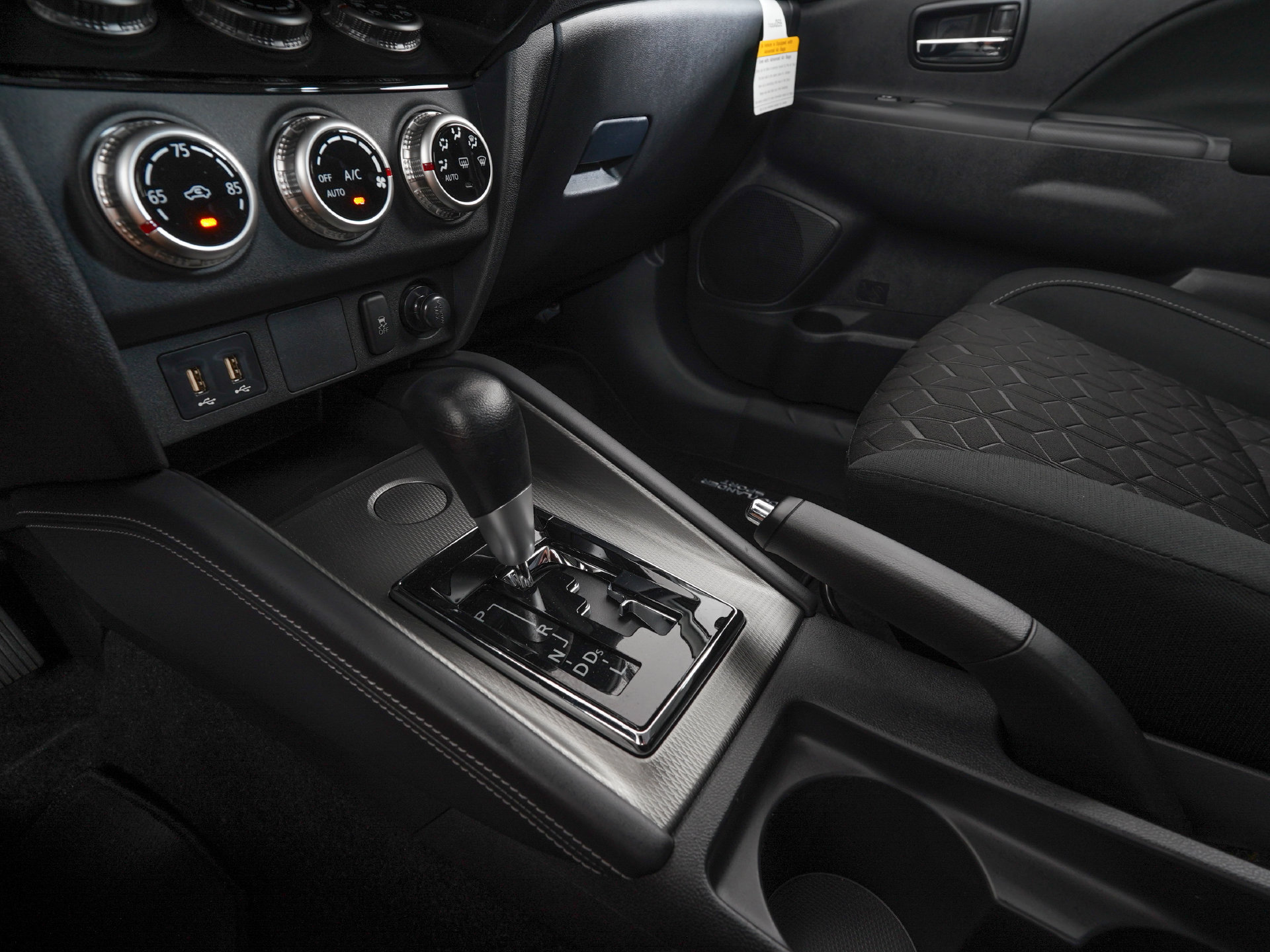 New 2027 Mitsubishi Outlander Sport ES FWD image 15