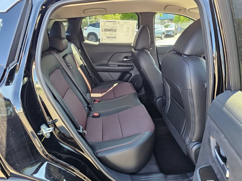 New 2026 Nissan Kicks SR w/ Cold Weather Package AWD/4WD image 23