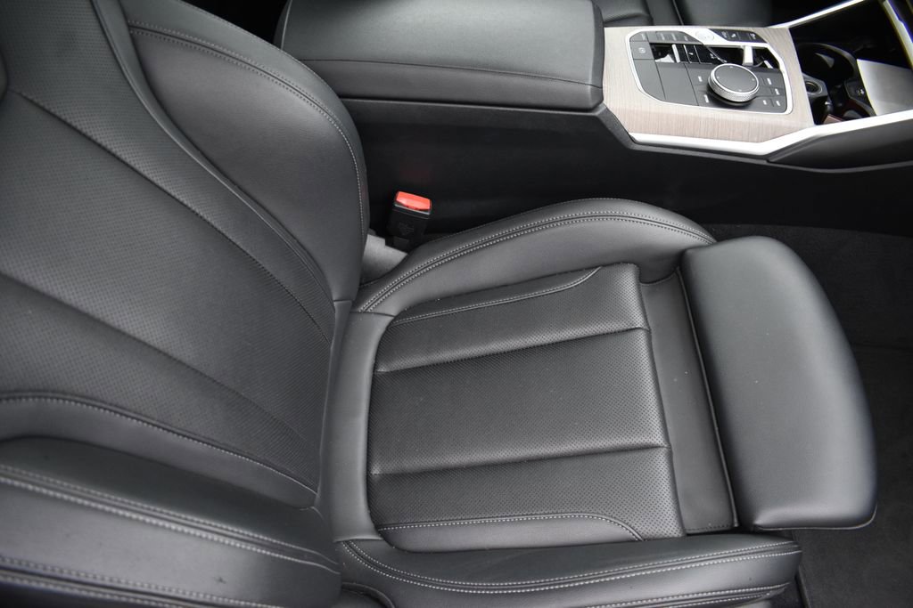 Used 2025 BMW 430i Coupe w/ Premium Package RWD image 26