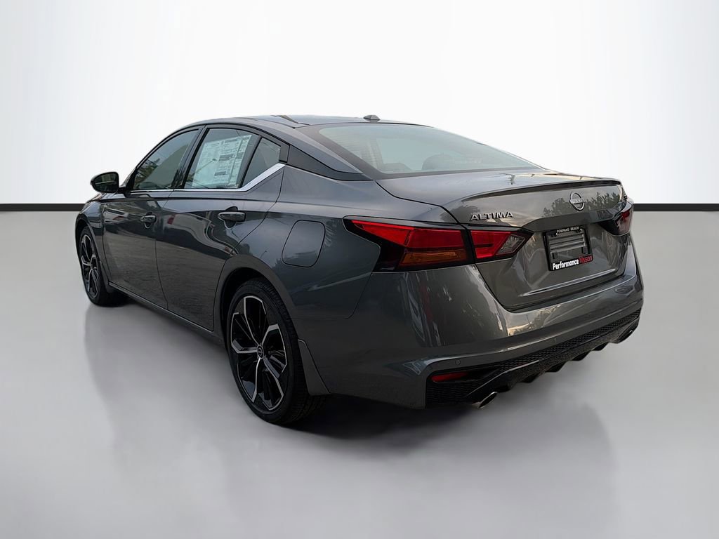 New 2025 Nissan Altima 2.5 SR image 6