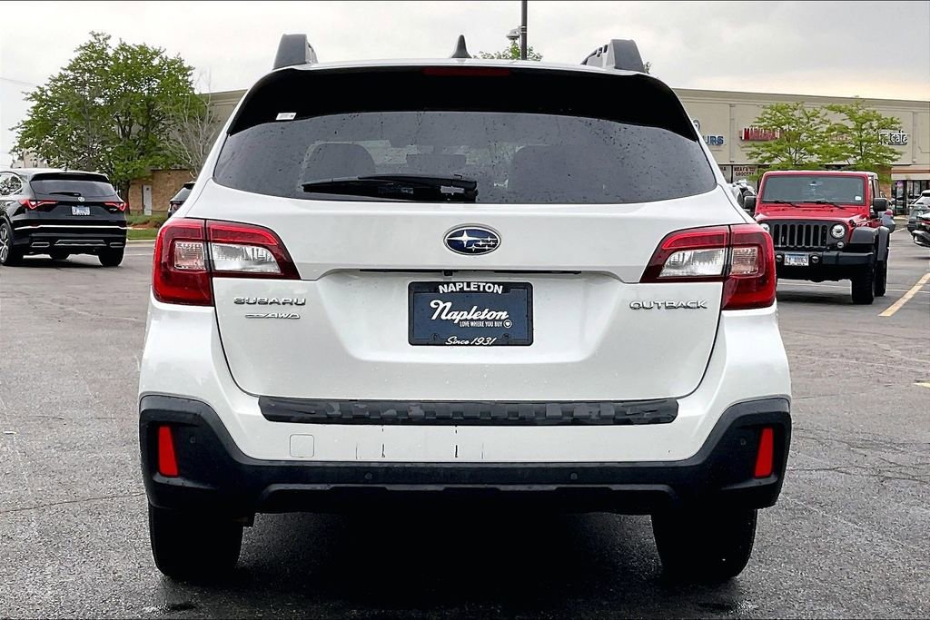 Used 2018 Subaru Outback 2.5i Limited AWD/4WD image 3