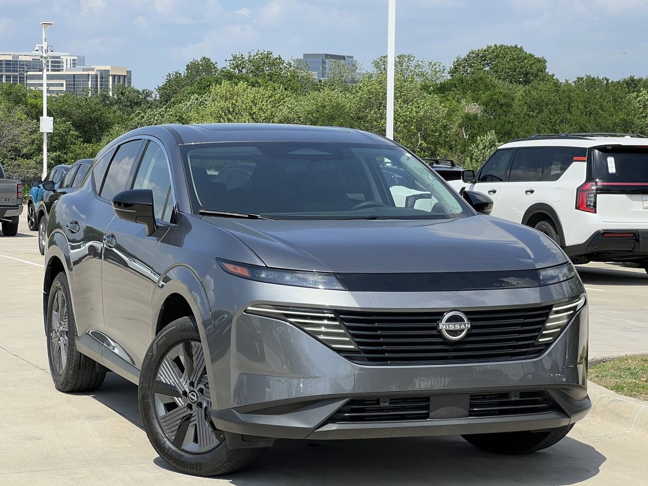 Certified 2025 Nissan Murano SL image 2