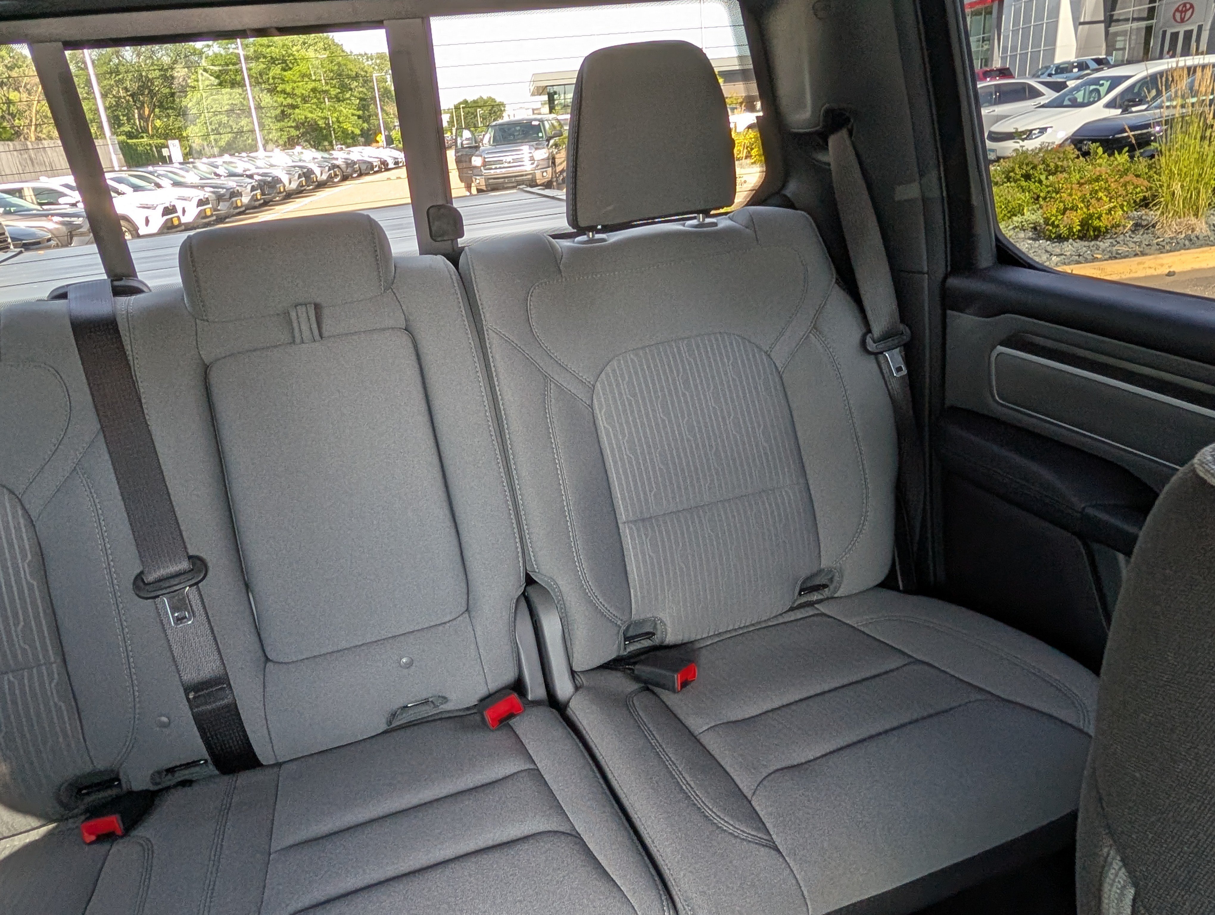 Used 2021 RAM 1500 Big Horn AWD/4WD image 14