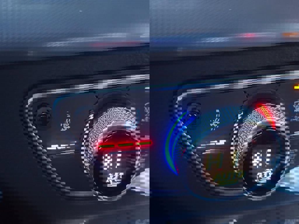 Used 2025 Audi Q5 2.0T Premium image 14