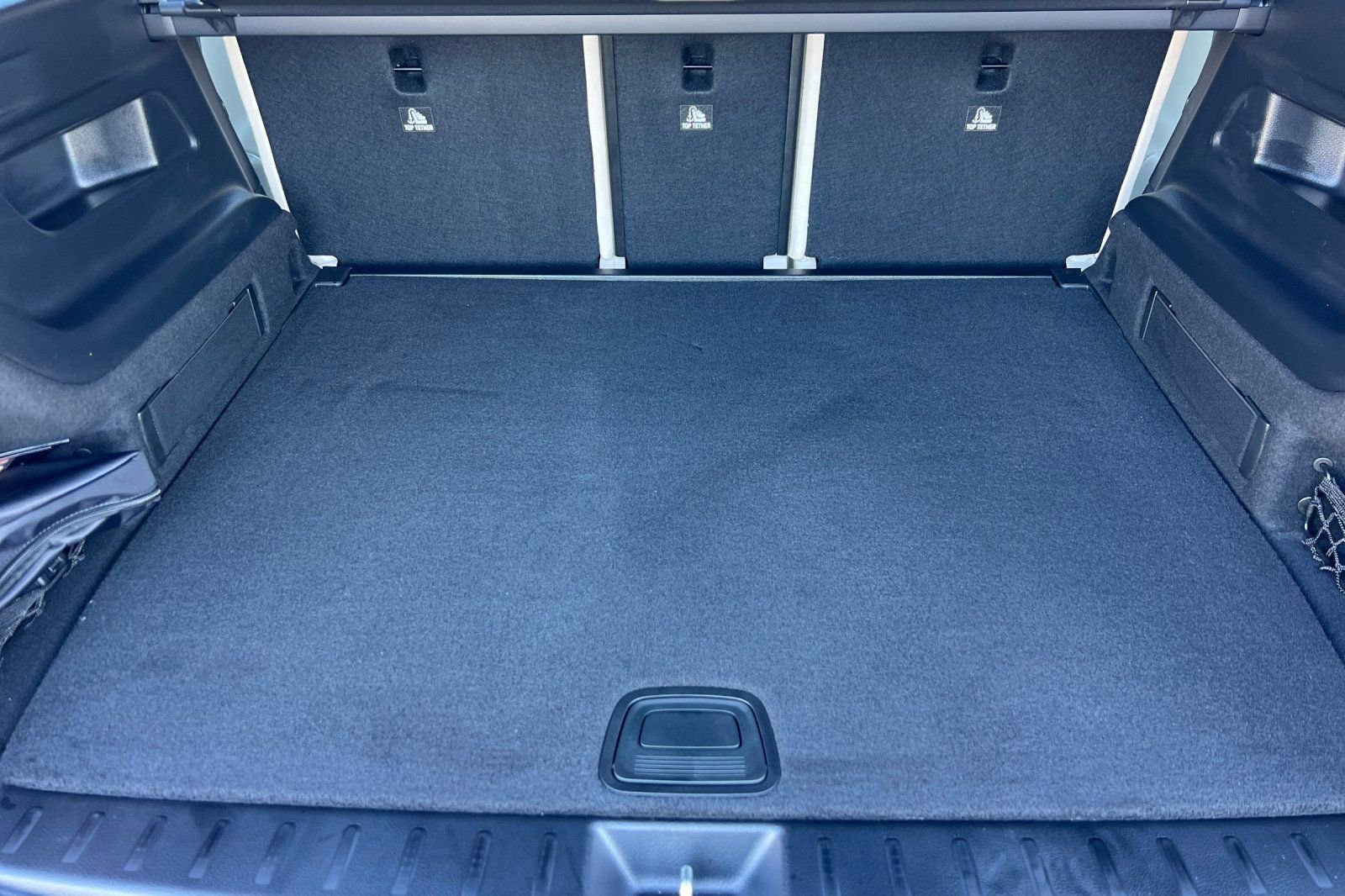 New 2025 Mercedes-Benz GLB 250 4MATIC image 17