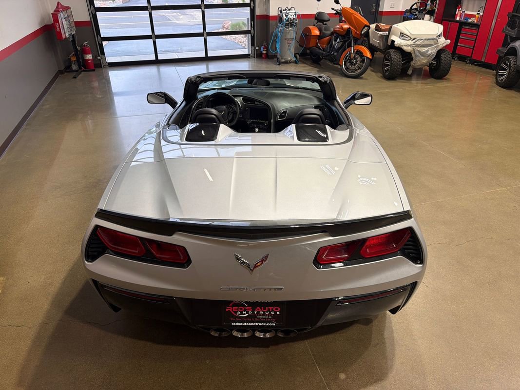 Used 2016 Chevrolet Corvette Stingray Convertible w/ 3LT Preferred Equipment Group RWD image 35