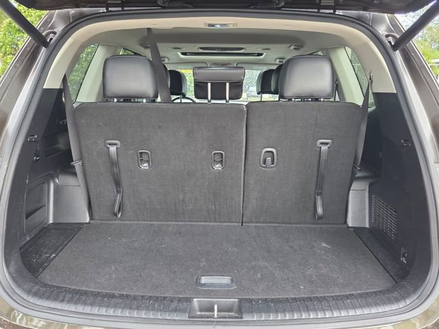 Used 2025 Kia Telluride S FWD image 17