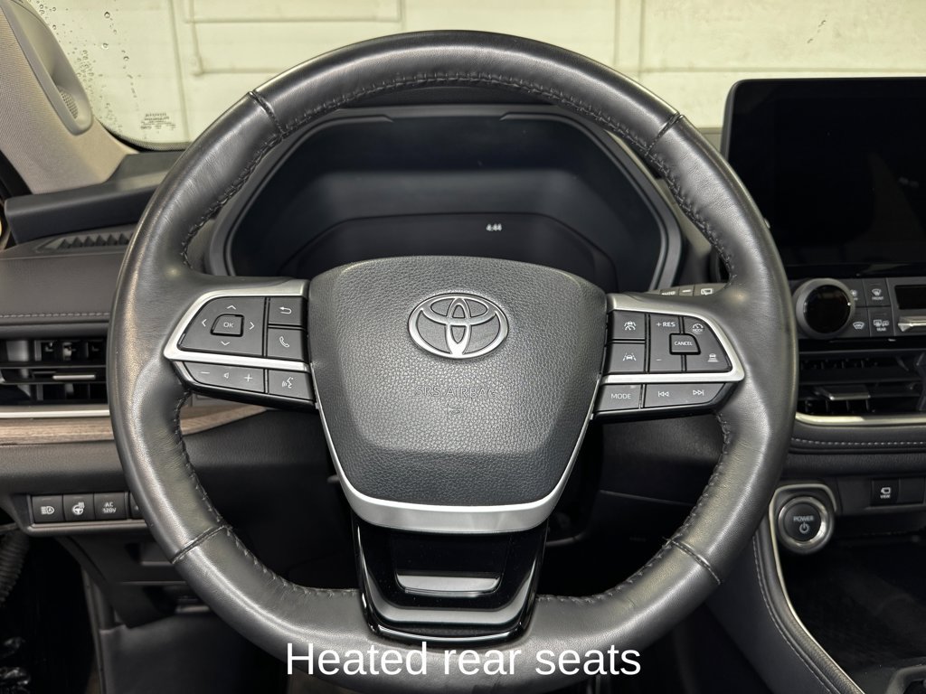 Used 2025 Toyota Grand Highlander AWD Hybrid image 12