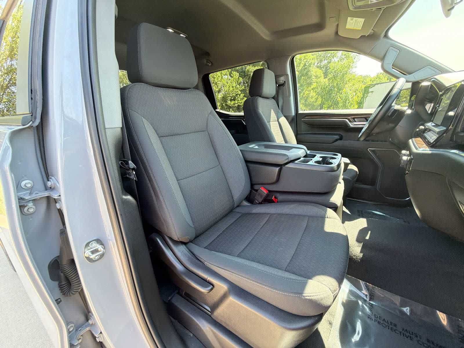 Used 2024 Chevrolet Silverado 1500 RST w/ Protection Package AWD/4WD image 18