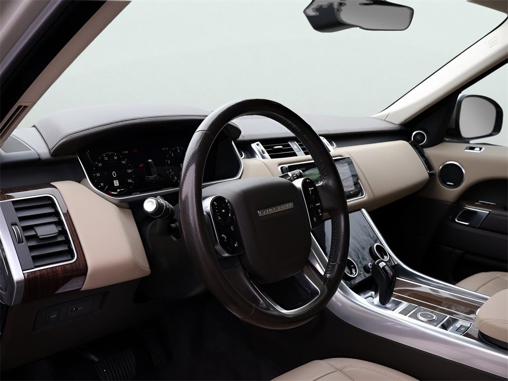 Used 2019 Land Rover Range Rover Sport SE image 18