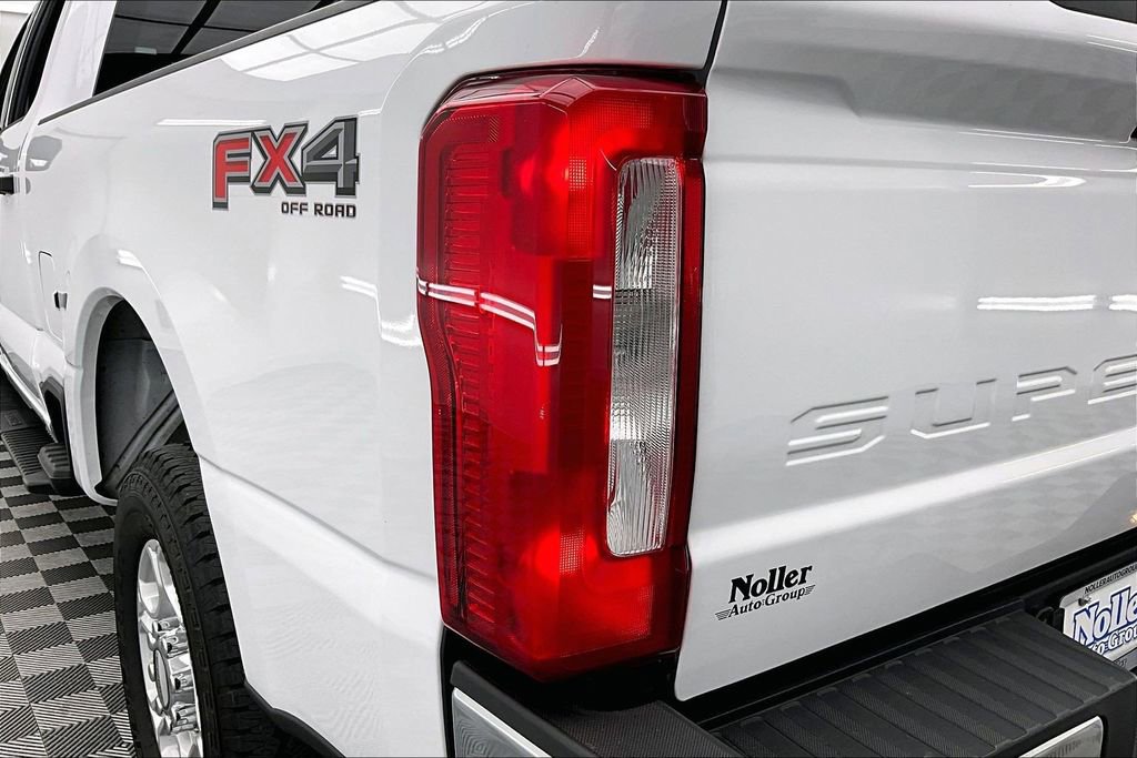 Certified 2025 Ford F250 XLT w/ FX4 Off-Road Package image 31