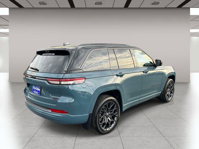 New 2026 Jeep Grand Cherokee Summit AWD/4WD image 3