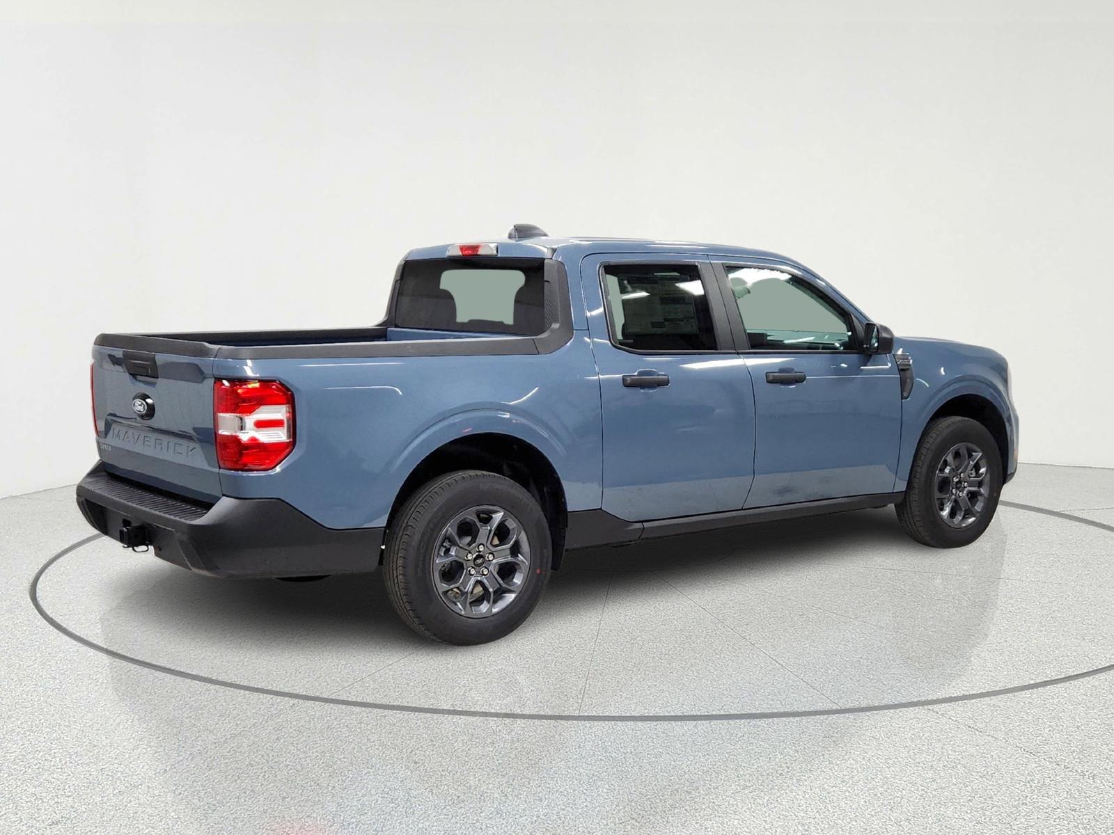 New 2026 Ford Maverick XLT image 9