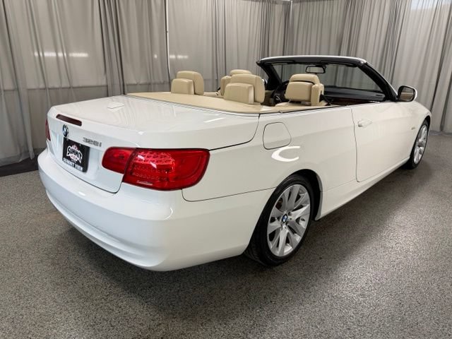 Used 2013 BMW 328i Convertible RWD image 4