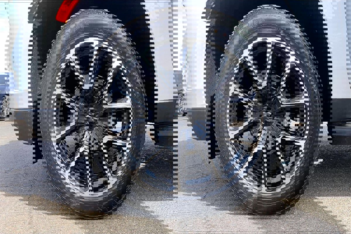 Used 2021 Chevrolet Tahoe RST image 9