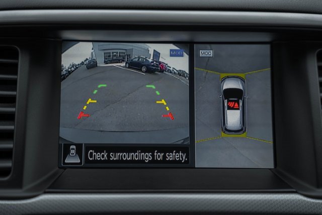 Used 2019 Nissan Pathfinder SL image 44