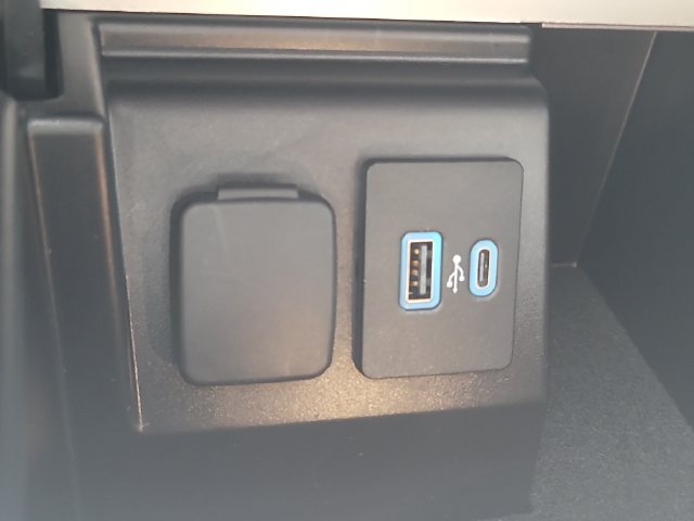 Used 2022 Ford Explorer ST w/ Equipment Group 401A AWD/4WD image 30