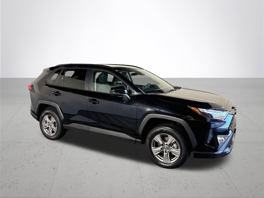 Used 2023 Toyota RAV4 XLE w/ Convenience Package AWD/4WD image 4