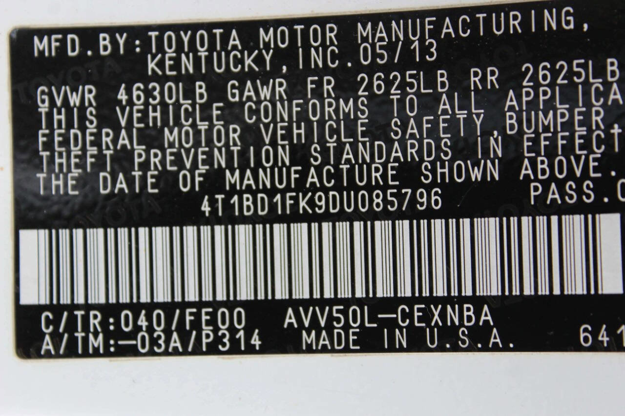 Used 2013 Toyota Camry LE image 10