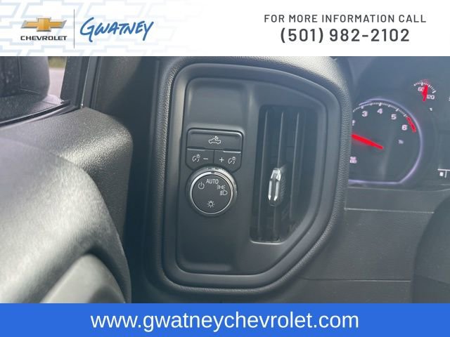 Used 2019 Chevrolet Silverado 1500 Custom w/ Custom Value Package RWD image 19