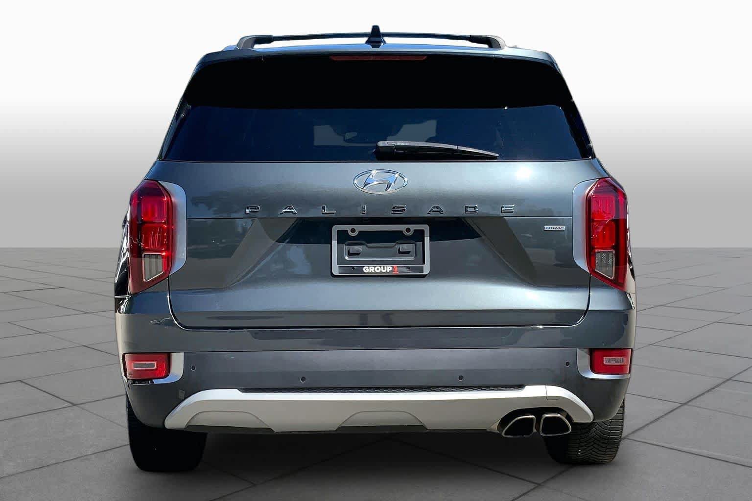 Used 2022 Hyundai Palisade SEL w/ Premium Package AWD/4WD image 5