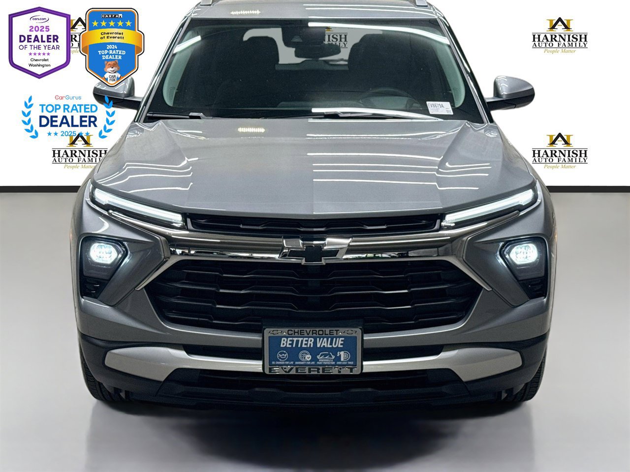 Used 2025 Chevrolet TrailBlazer LT AWD/4WD image 2