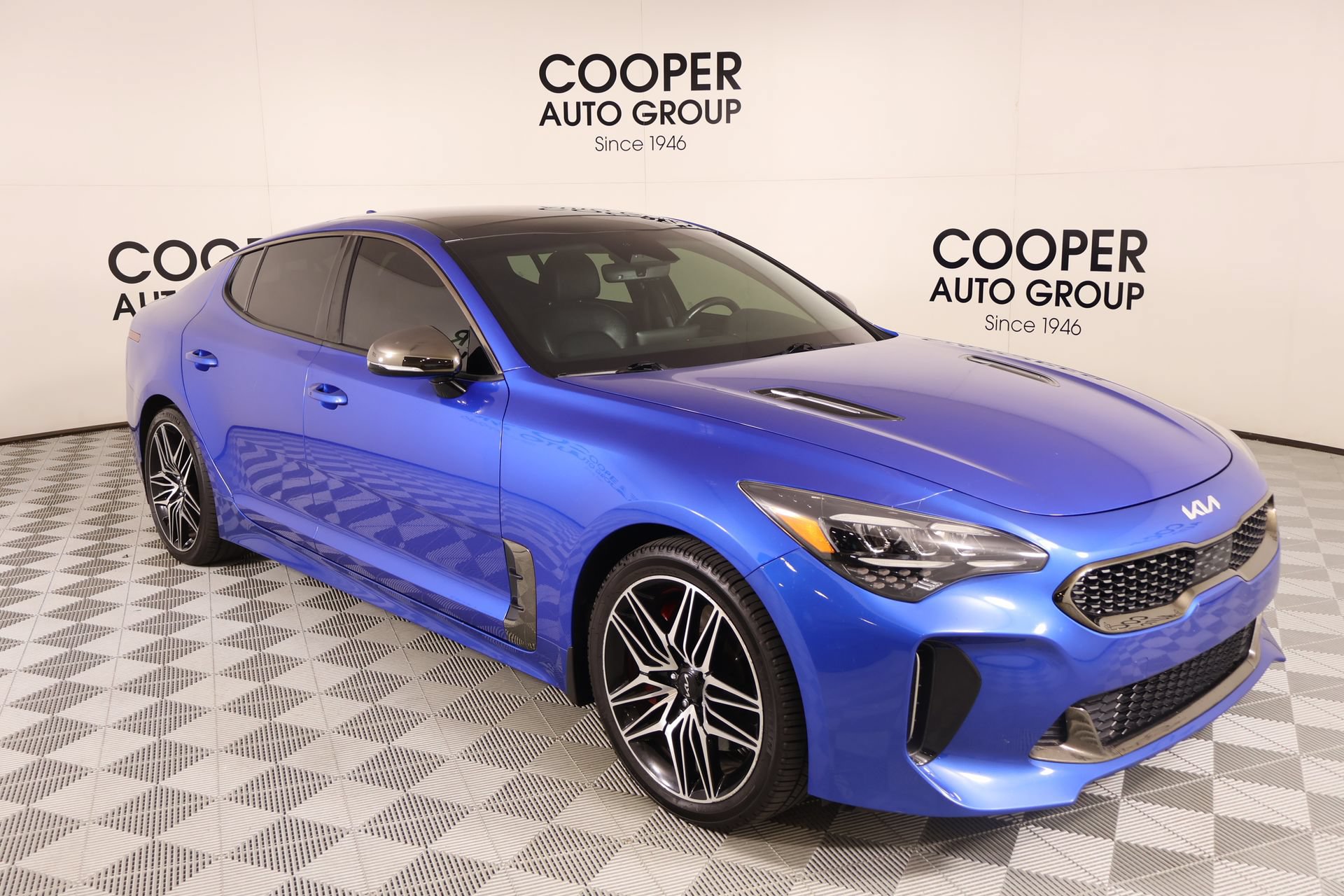 Used 2022 Kia Stinger GT1 RWD 360° Tour