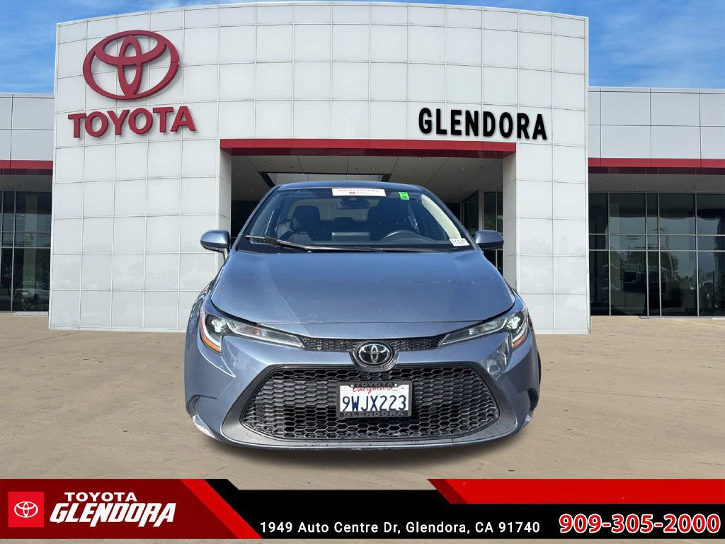 Certified 2022 Toyota Corolla LE FWD image 3