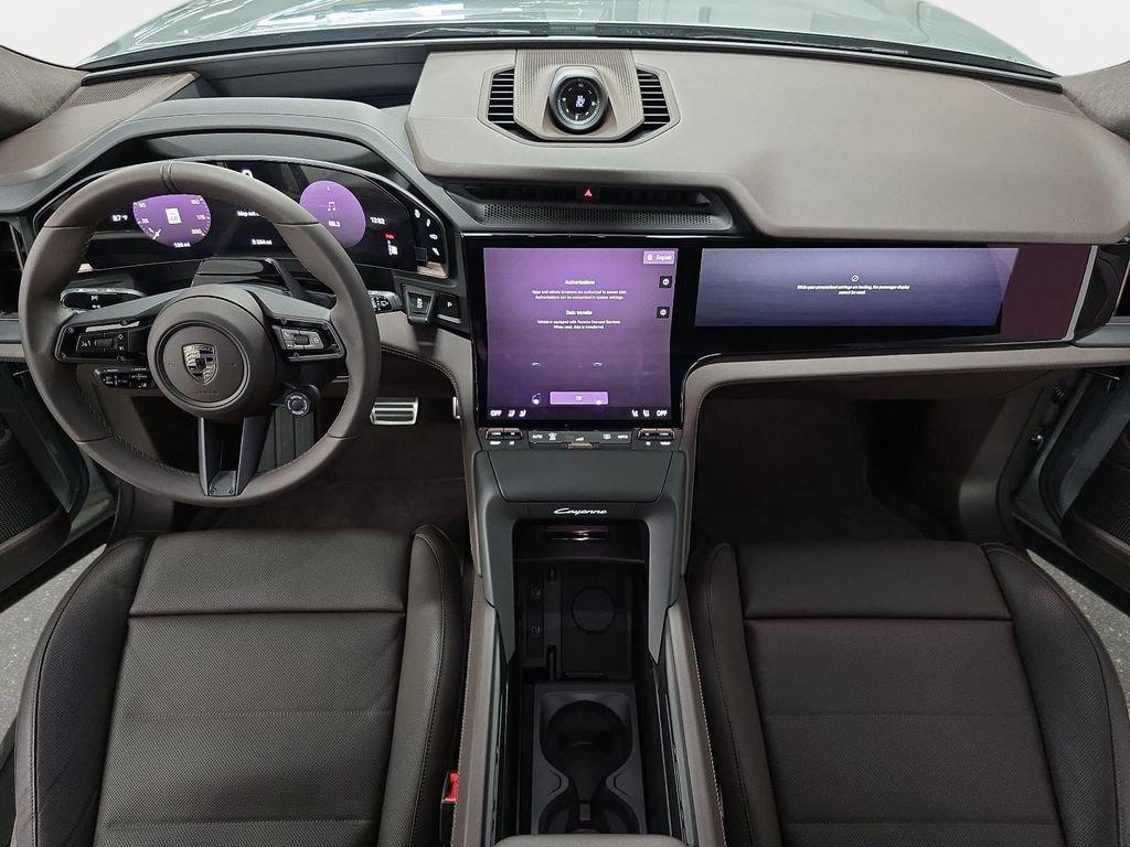 New 2026 Porsche Cayenne Turbo AWD/4WD image 12
