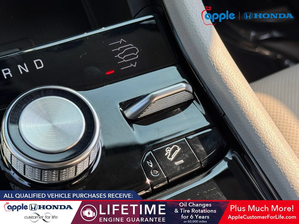 Used 2022 Jeep Grand Cherokee Summit w/ Advanced Protech Group IV AWD/4WD image 30