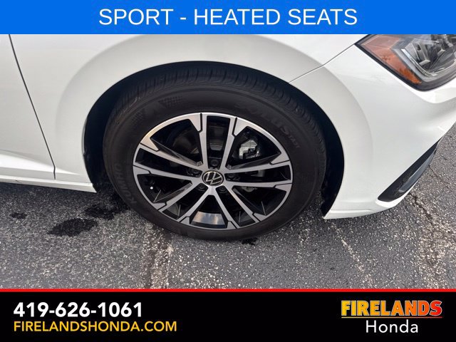 Used 2026 Volkswagen Jetta Sport FWD image 32