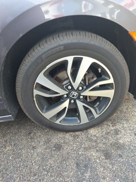 Used 2018 Honda Odyssey Elite image 15