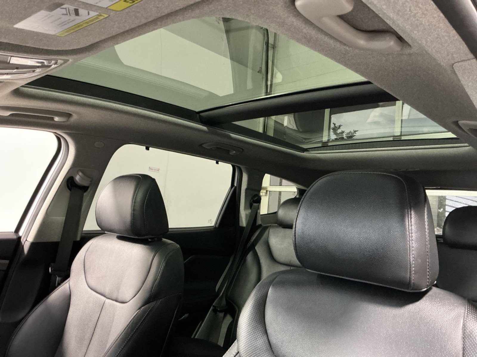 Used 2019 Hyundai Santa Fe AWD image 25