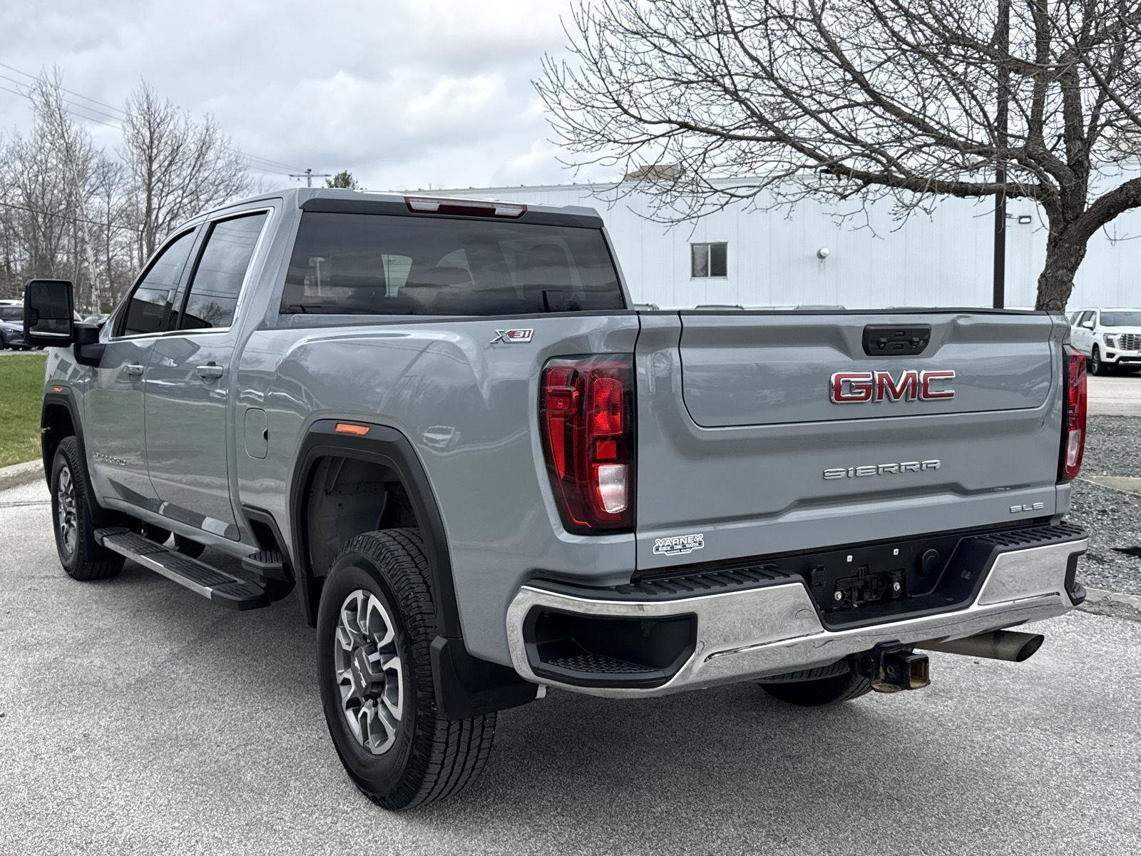 Used 2024 GMC Sierra 2500 SLE w/ SLE Convenience Package image 7