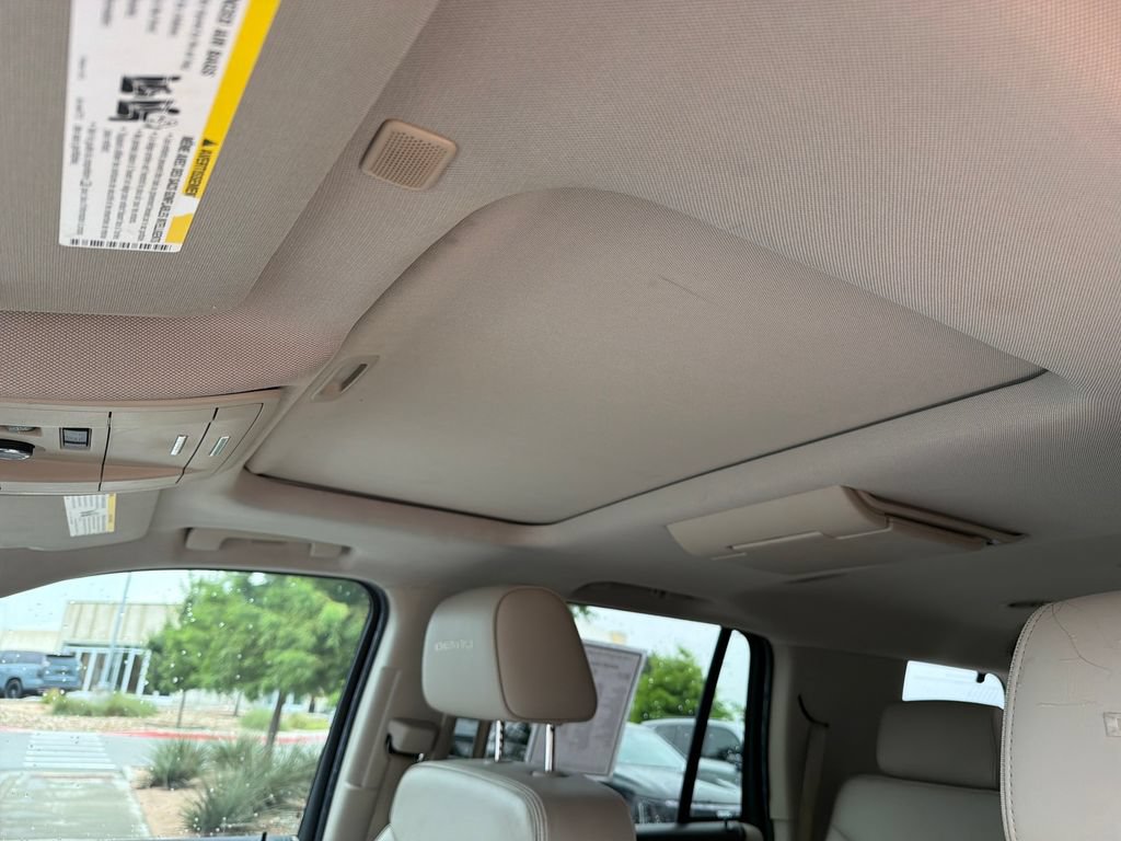 Used 2018 GMC Yukon Denali w/ Open Road Package RWD image 29