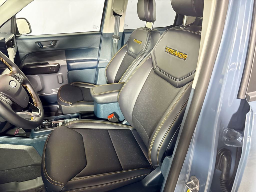 Used 2025 Ford Maverick Tremor image 11
