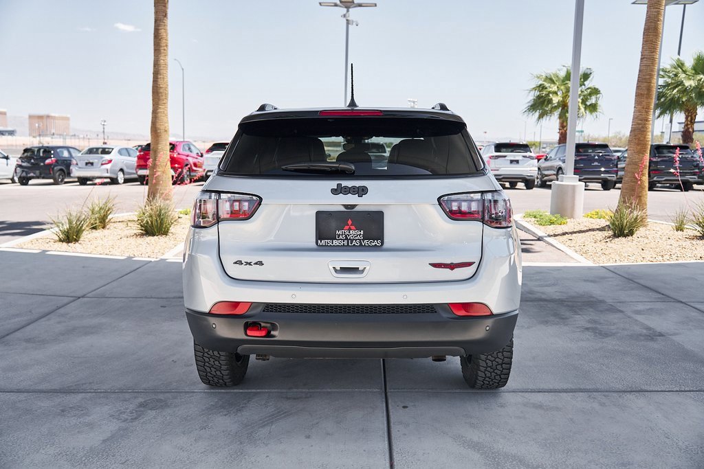 Used 2024 Jeep Compass Trailhawk image 7