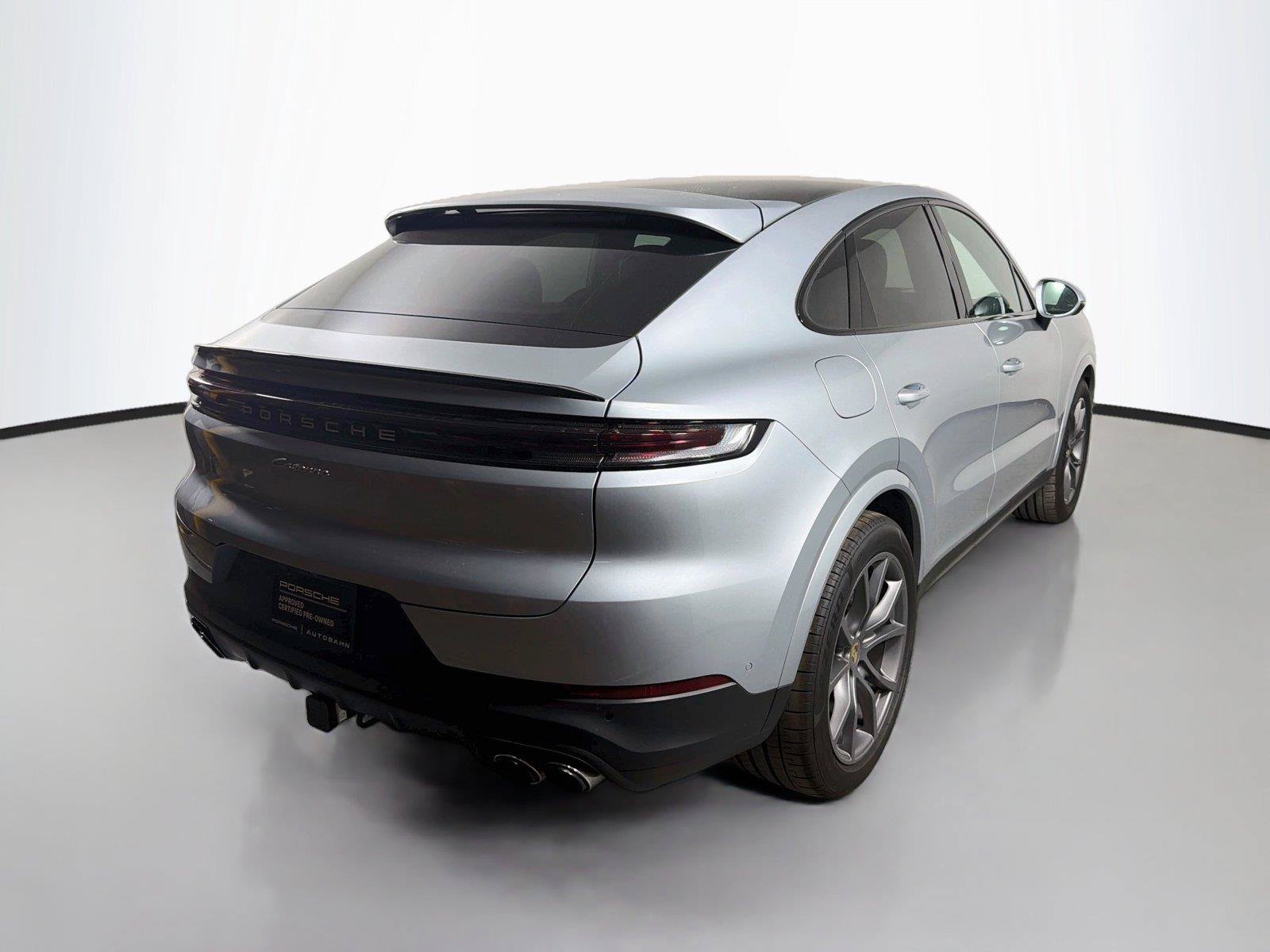 Certified 2024 Porsche Cayenne Coupe AWD/4WD image 7