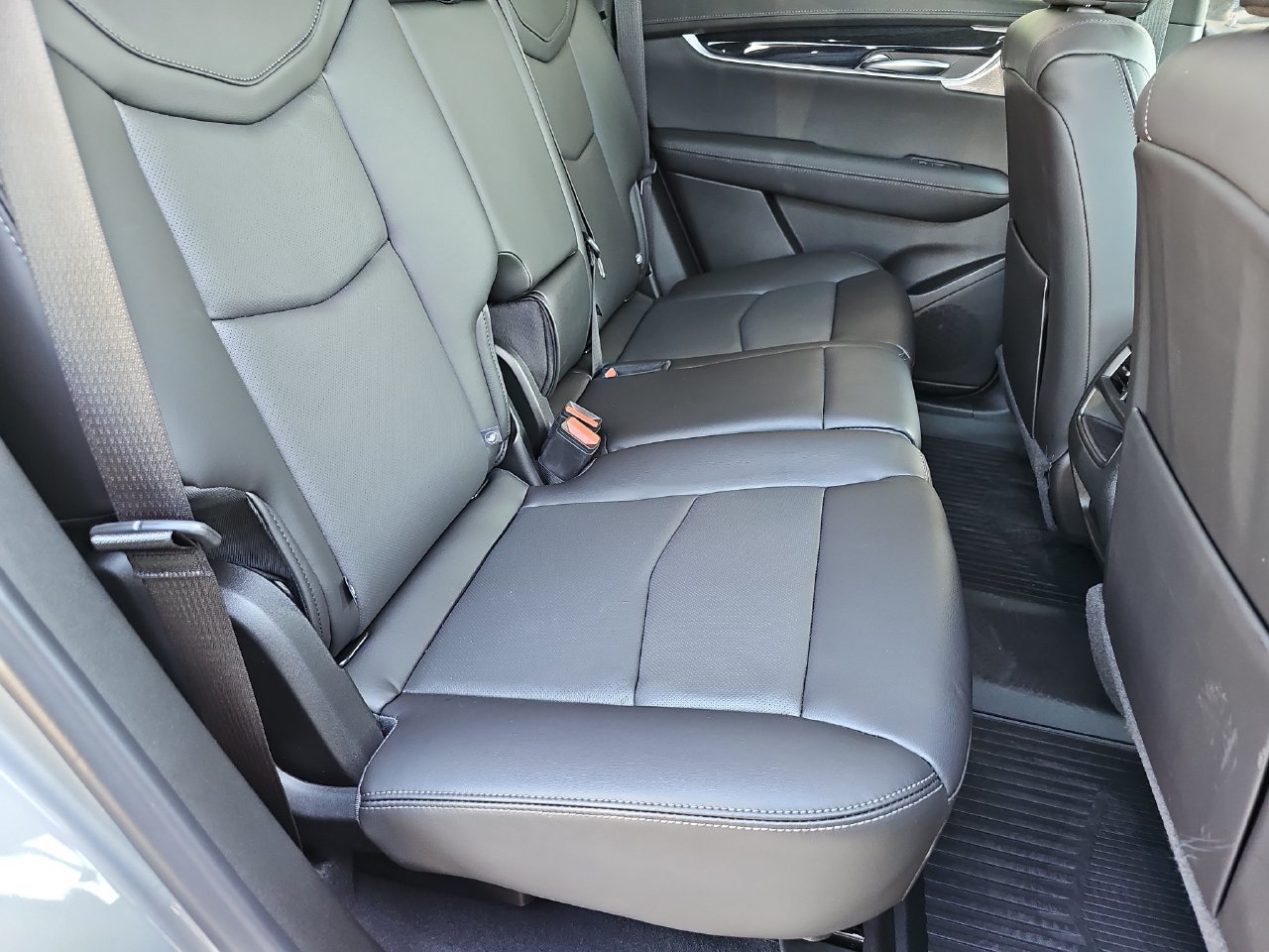 New 2026 Cadillac XT5 Premium Luxury w/ Driver Assist Package AWD/4WD image 14