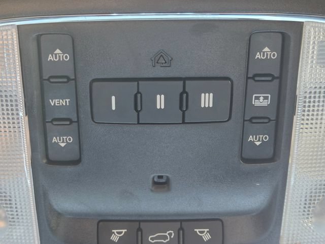Used 2018 Jeep Grand Cherokee Overland AWD/4WD image 38