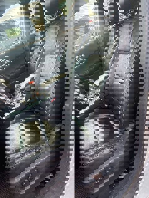 Used 2013 Ford Explorer XLT image 19