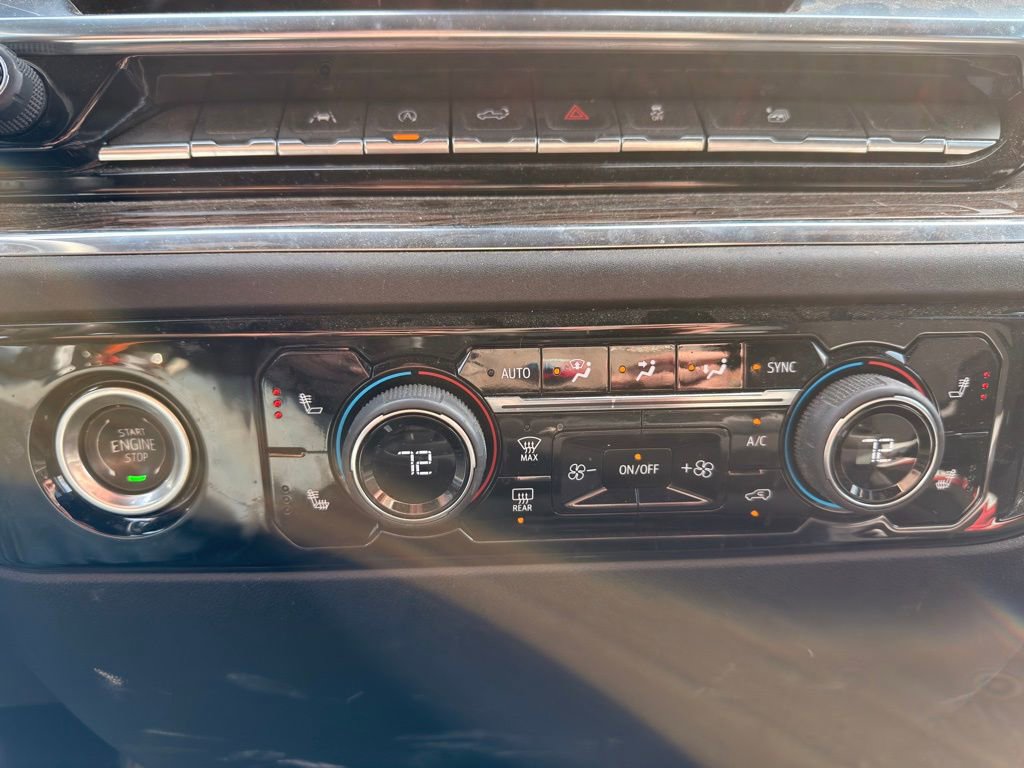 Used 2024 Chevrolet Silverado 1500 LT image 18